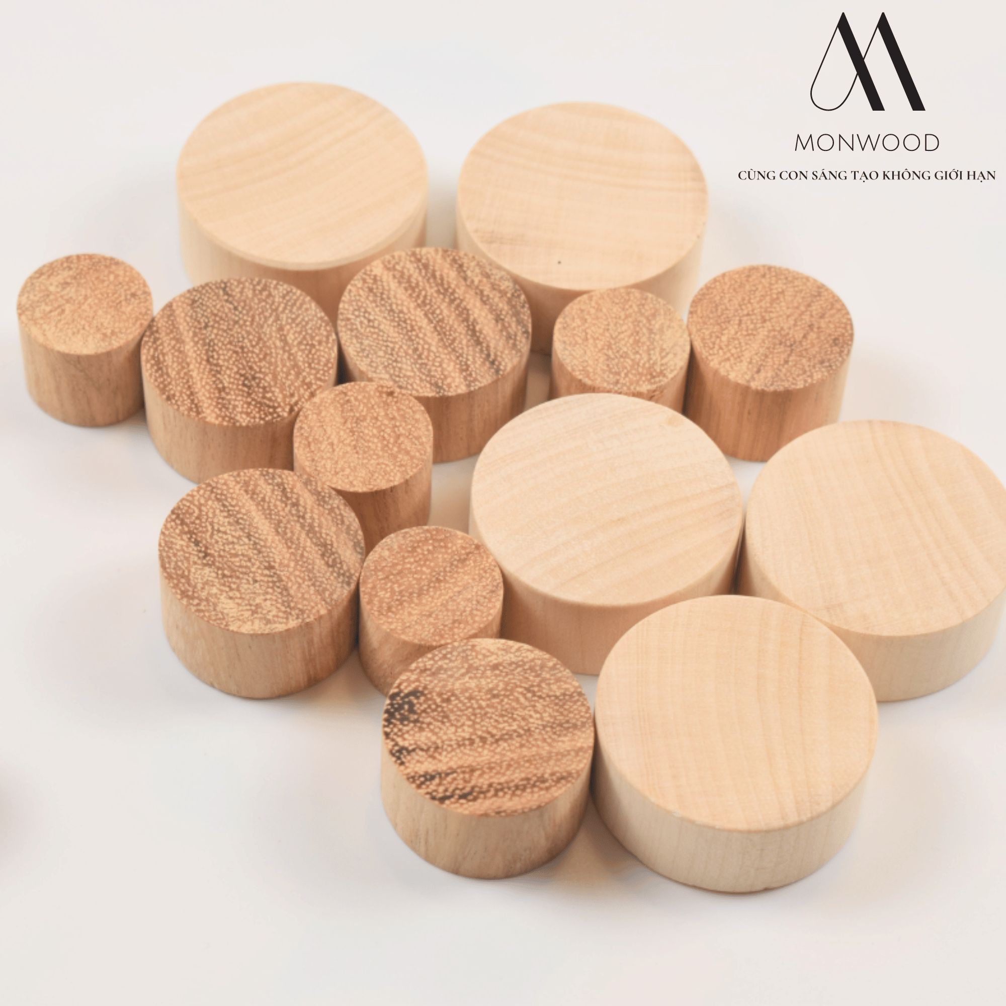 Ông Trăng Cân Bằng